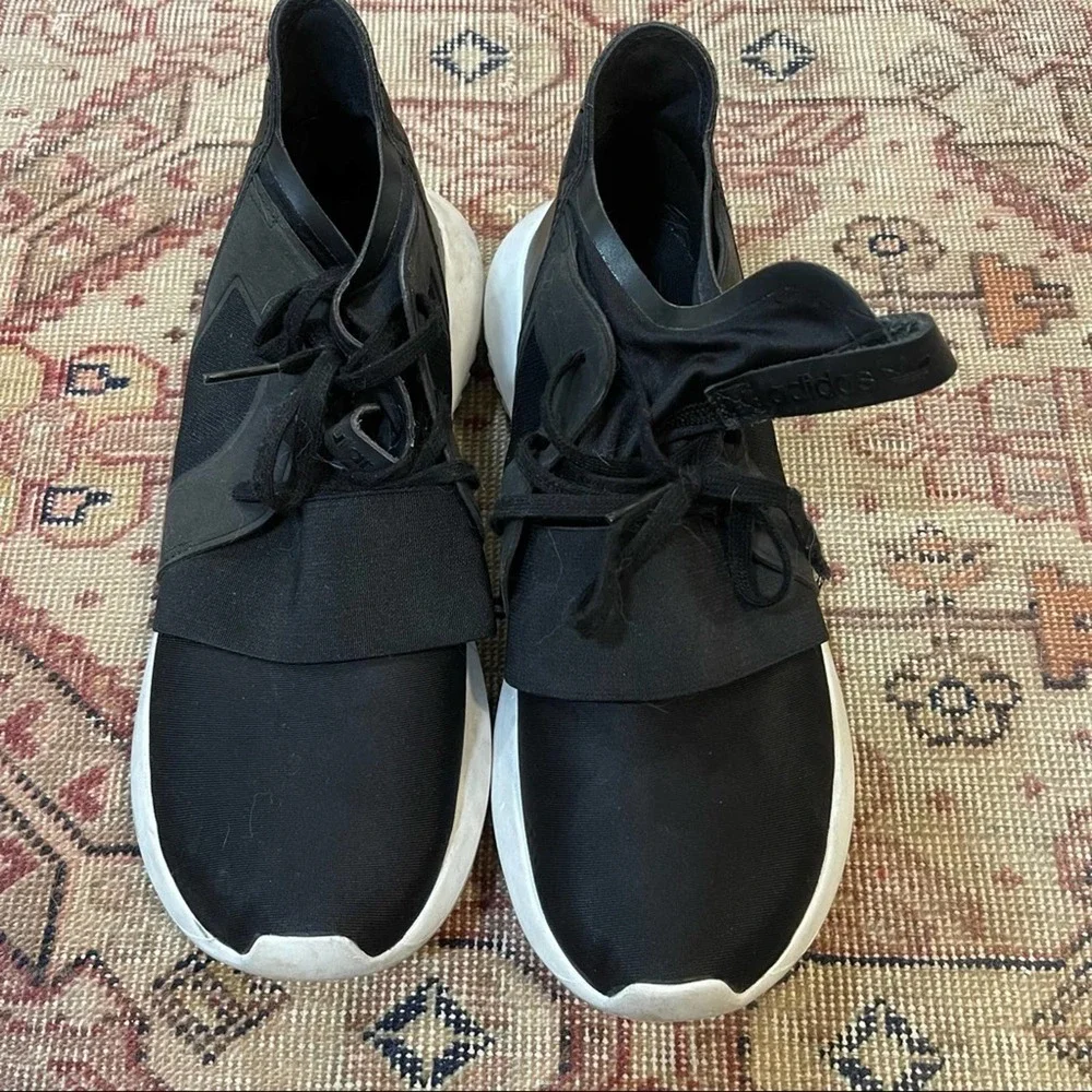 Adidas Tubular Defiant Sneaker